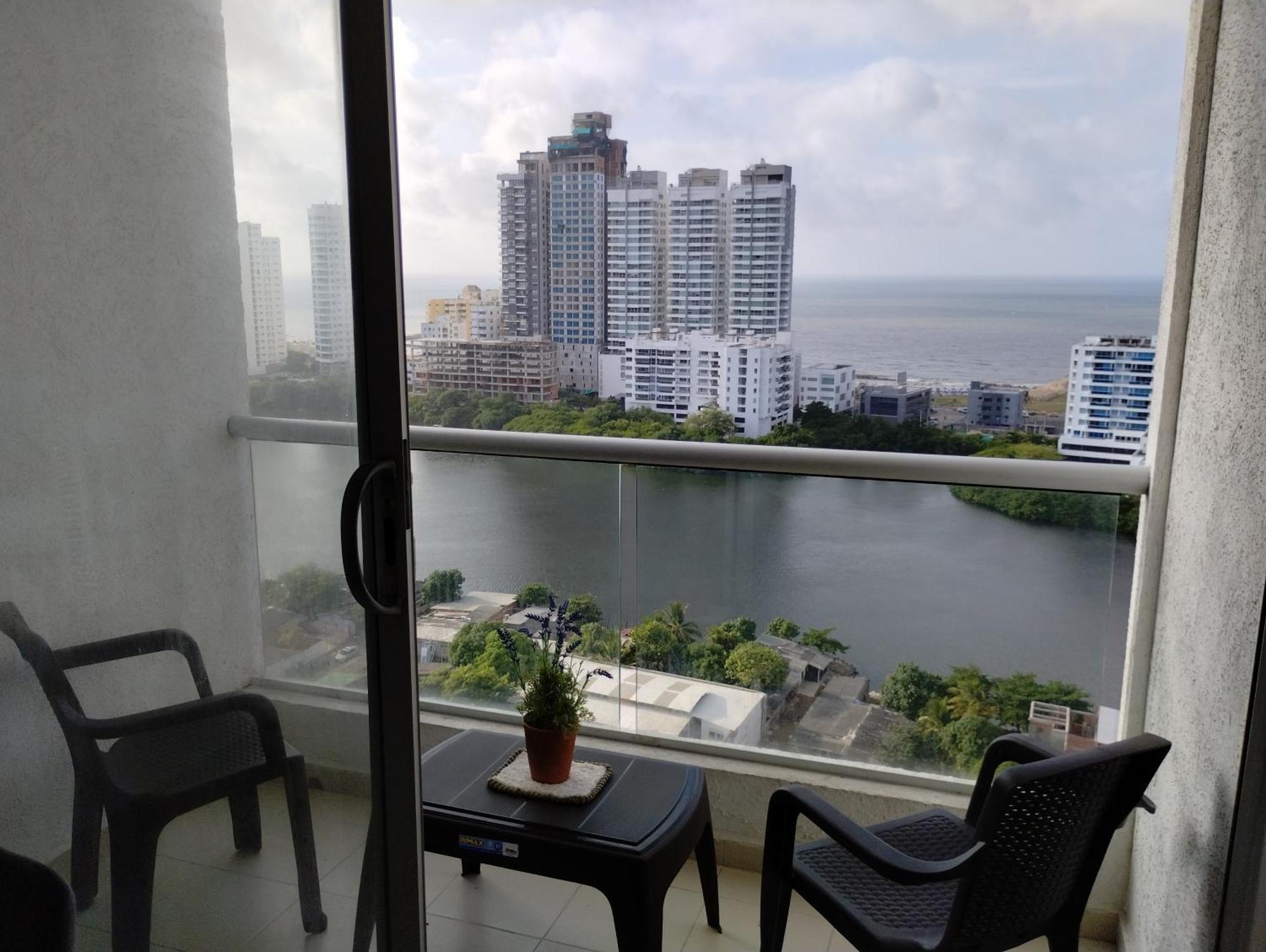 Apartment New Frente Al Mar, Cerca Getsemani *